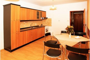 Słowacja Hotel Tatrzańska Szczyrba / Tatranská Štrba, Zewnątrz
